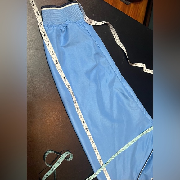 Colosseum Men's North Carolina Tar Heels Pullover Windbreaker - Picture 12 of 12